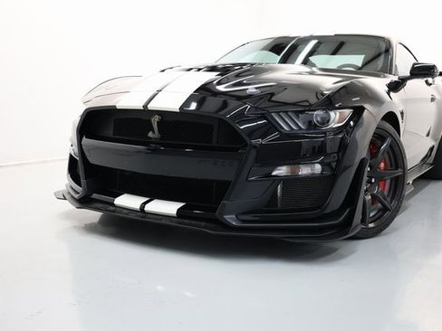 Used 2022 Ford Mustang Shelby GT500 w/ Carbon Fiber Track Pack image 53