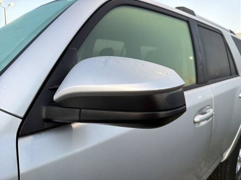 Used 2019 Toyota 4Runner SR5 AWD/4WD image 6