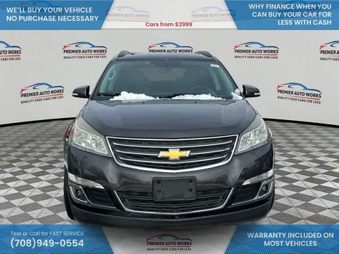 Used 2014 Chevrolet Traverse LT image 2