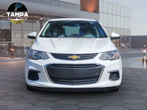 Used 2020 Chevrolet Sonic LT image 2