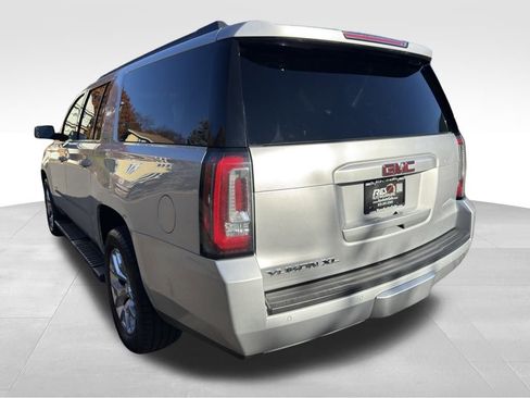 Used 2016 GMC Yukon XL SLT w/ HD Trailering Package image 4