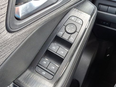 Certified 2022 Nissan Rogue SV image 26