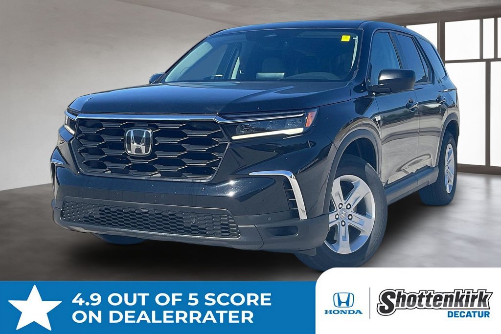 Used 2023 Honda Pilot LX image 1