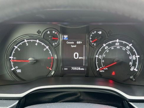 Used 2023 Toyota 4Runner SR5 RWD image 12