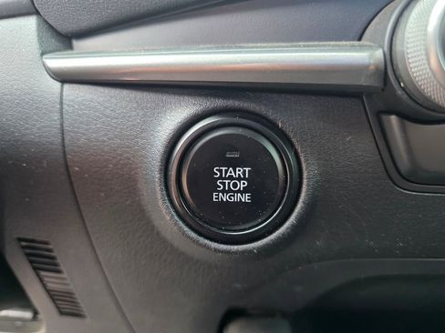 Used 2022 MAZDA MAZDA3 s image 19