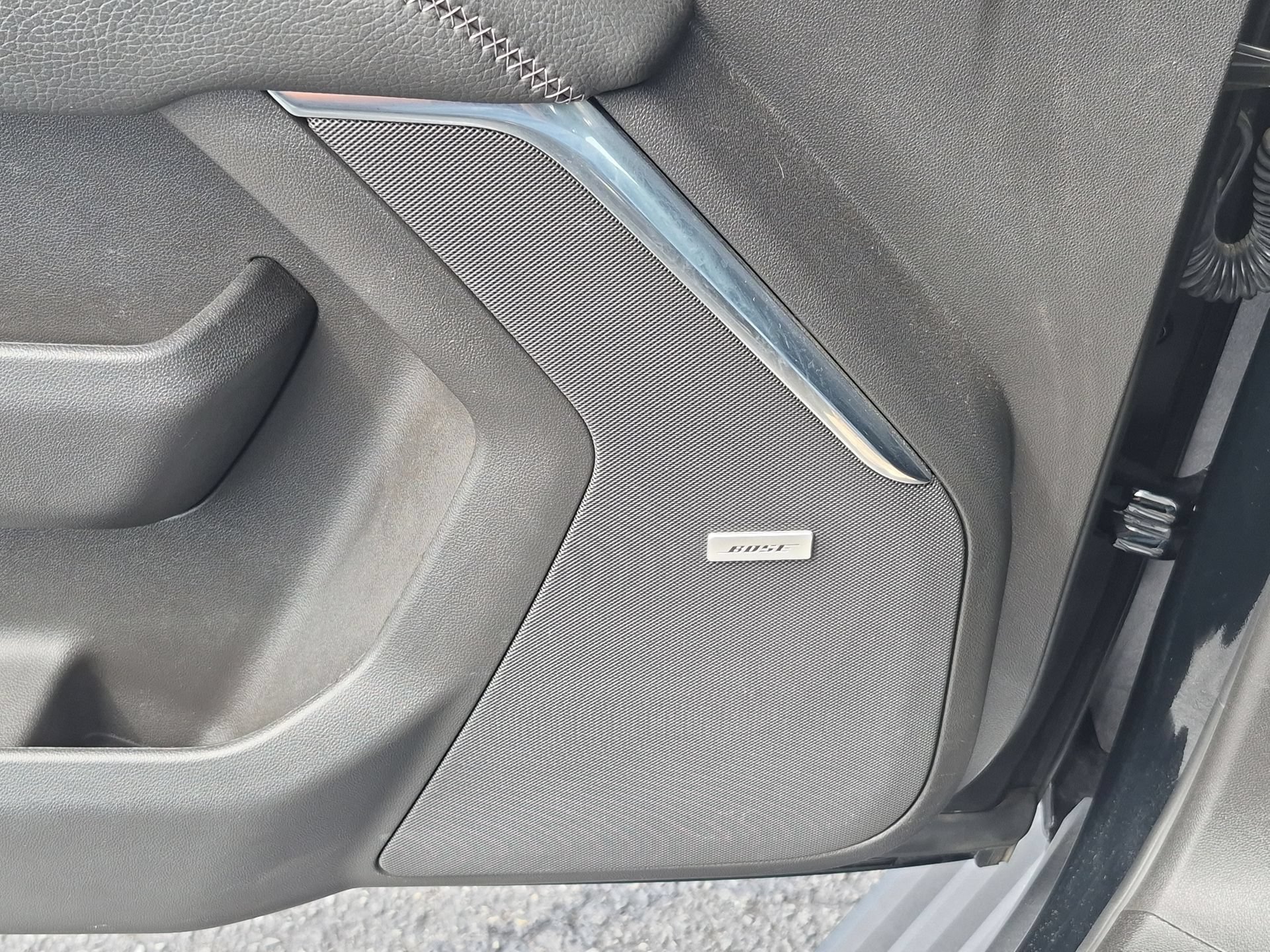 Certified 2023 GMC Yukon XL Denali w/ LPO, Floor Liner Package AWD/4WD image 25