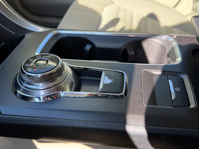 Used 2019 Ford Fusion SE FWD image 18
