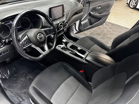 Used 2020 Nissan Sentra SV FWD image 33