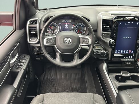 Used 2020 RAM 1500 Big Horn AWD/4WD image 14