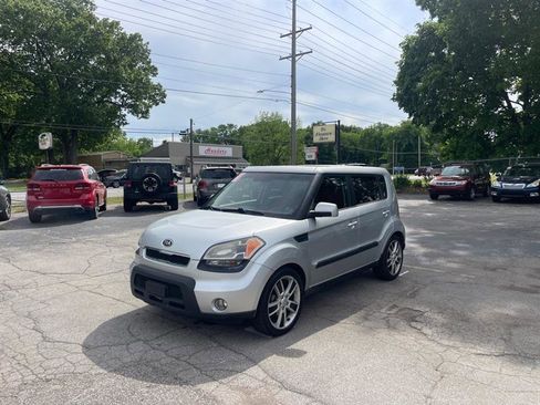 Used 2011 Kia Soul Sport FWD image 1