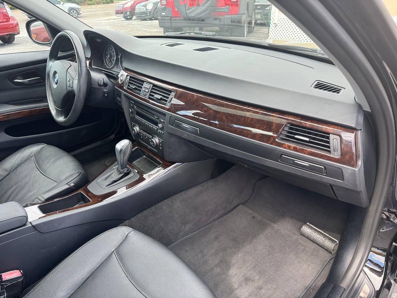 Used 2011 BMW 328i xDrive Sedan AWD/4WD image 19