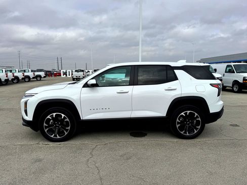 Used 2025 Chevrolet Equinox LT w/ Safety and Technology Package image 10