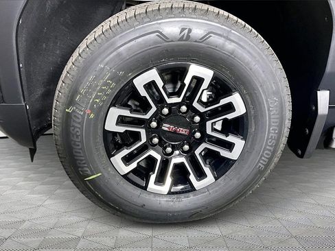 New 2026 GMC Sierra EV Elevation image 13