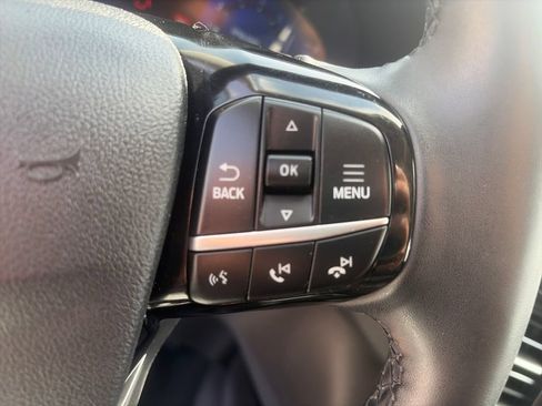 Used 2022 Ford Escape SEL w/ Technology Package FWD image 34