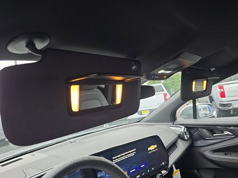 New 2026 Chevrolet Blazer EV LT image 13