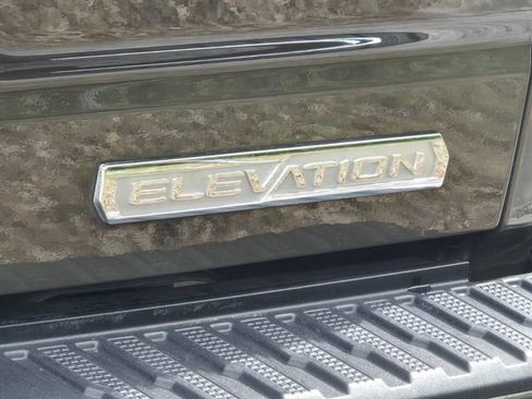 Used 2023 GMC Sierra 1500 Elevation w/ Elevation Premium Package image 10