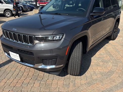 Used 2022 Jeep Grand Cherokee L Laredo w/ Luxury Tech Group I image 1