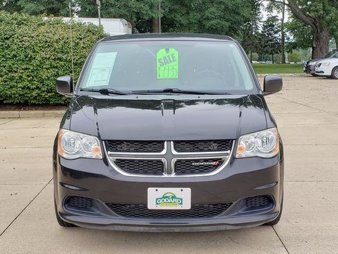 Used 2016 Dodge Grand Caravan SE w/ Quick Order Package 29E SE FWD image 9