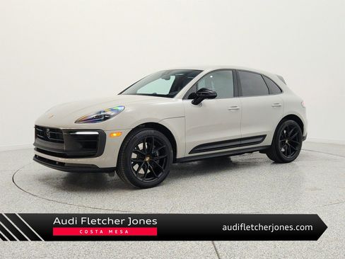 Used 2024 Porsche Macan GTS AWD/4WD image 1