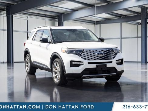Used 2020 Ford Explorer Platinum w/ Premium Technology Package AWD/4WD image 28