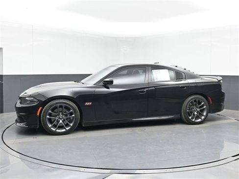 Used 2023 Dodge Charger Scat Pack image 6