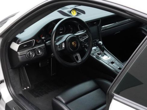 Used 2018 Porsche 911 Turbo S image 61