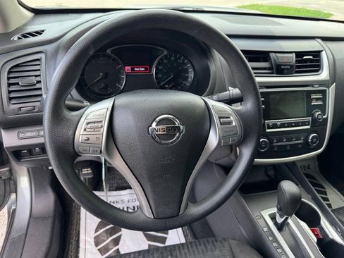 Used 2018 Nissan Altima 2.5 S w/ S Convenience Package FWD image 19