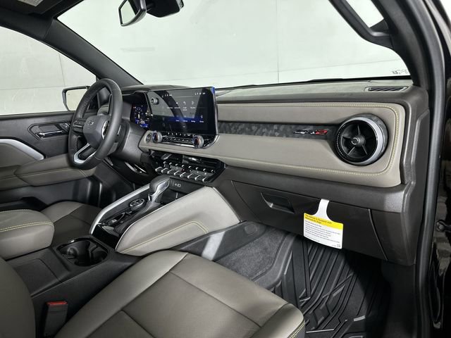 New 2026 Chevrolet Colorado ZR2 w/ Technology Package AWD/4WD image 30