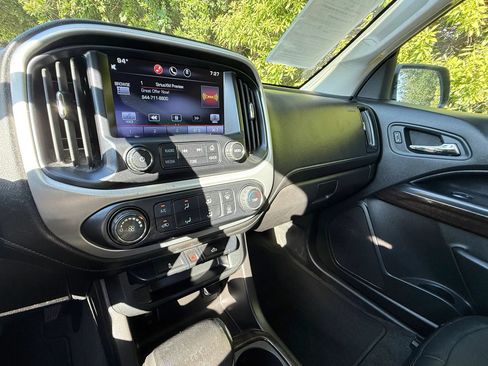 Used 2015 GMC Canyon SLE RWD image 36