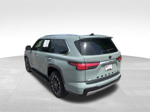 Used 2024 Toyota Sequoia Limited AWD/4WD image 3