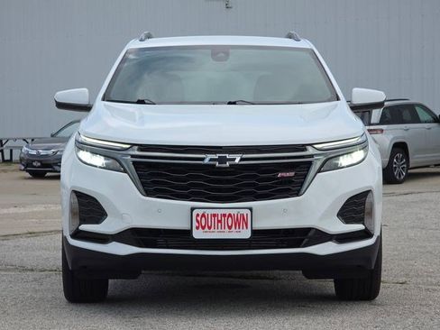 Used 2023 Chevrolet Equinox RS AWD/4WD image 2