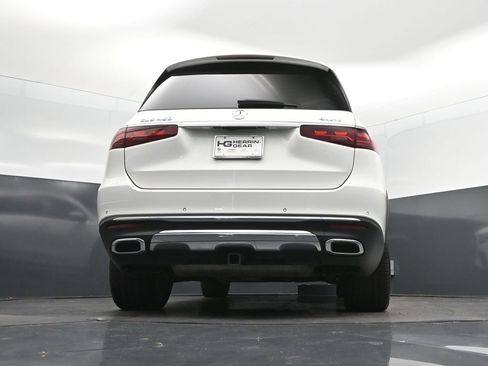 Used 2024 Mercedes-Benz GLS 450 4MATIC image 41