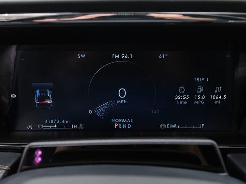 Used 2022 Lincoln Navigator L Black Label image 16