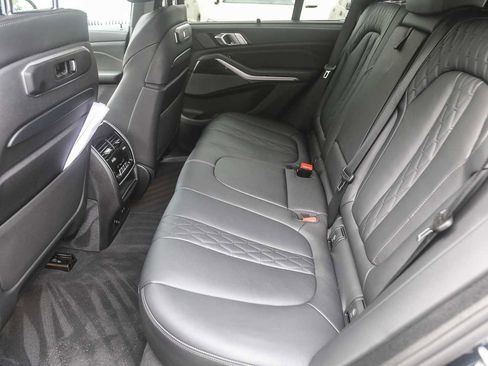 Used 2025 BMW X5 xDrive50e w/ Executive Package image 15