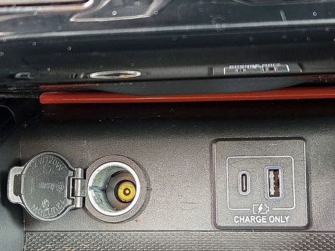 Used 2020 Nissan Pathfinder SV FWD image 20