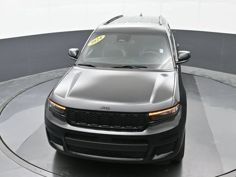 Used 2024 Jeep Grand Cherokee L Laredo AWD/4WD image 44