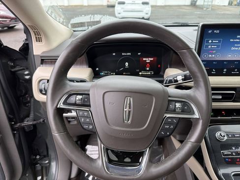 Used 2022 Lincoln Nautilus Reserve AWD/4WD image 21