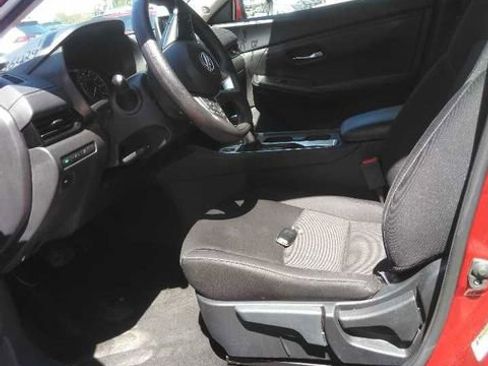 Used 2024 Nissan Sentra SV FWD image 3
