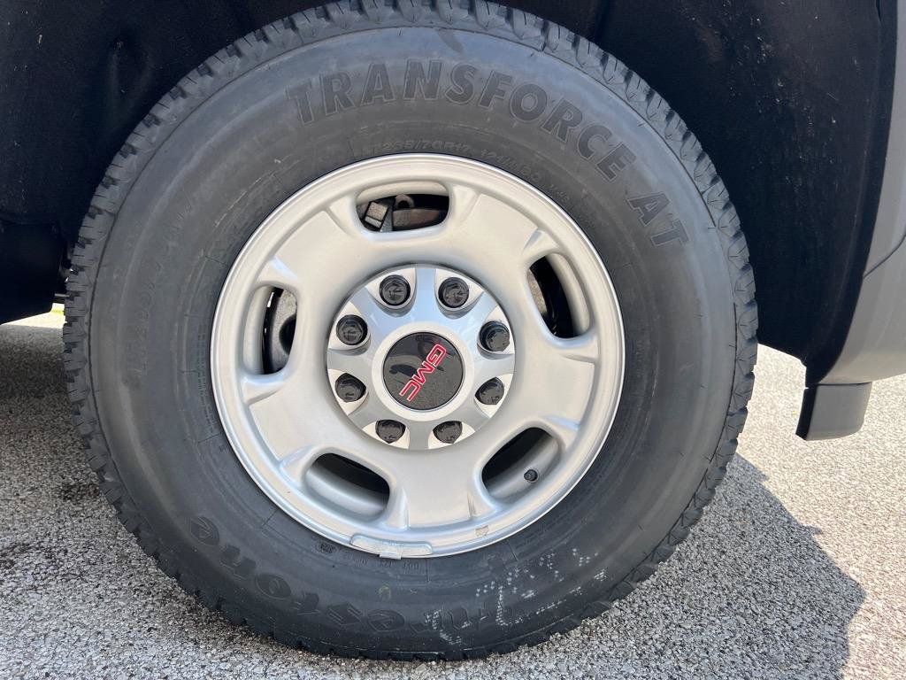 New 2025 GMC Sierra 2500 Pro w/ Convenience Package AWD/4WD image 24
