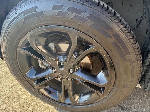 Used 2013 Ford Explorer Limited image 38