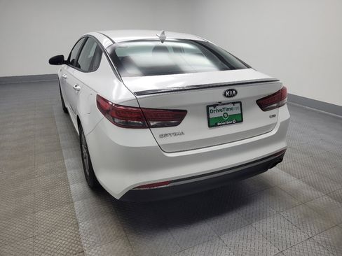 Used 2017 Kia Optima LX w/ Value Package image 6