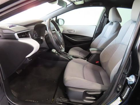 Used 2024 Toyota Corolla SE FWD image 17