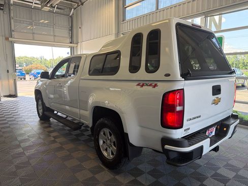 Used 2015 Chevrolet Colorado W/T w/ WT Convenience Package AWD/4WD image 4