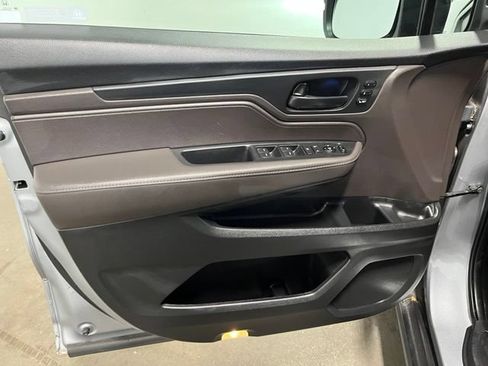 Used 2023 Honda Odyssey EX-L image 18