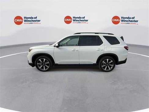 Used 2024 Honda Pilot Elite image 6