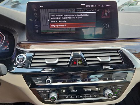 Used 2023 BMW 530i w/ Premium Package RWD image 23