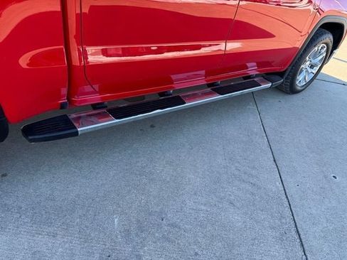 Used 2019 GMC Sierra 1500 SLT w/ SLT Premium Plus Package AWD/4WD image 9