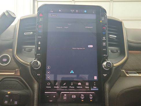 New 2026 RAM 2500 Limited AWD/4WD image 26