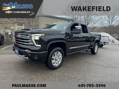 Used 2025 Chevrolet Silverado 2500 High Country w/ High Country Premium Package AWD/4WD image 2