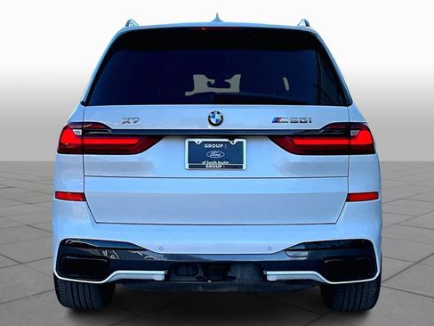 Used 2022 BMW X7 M50i image 4